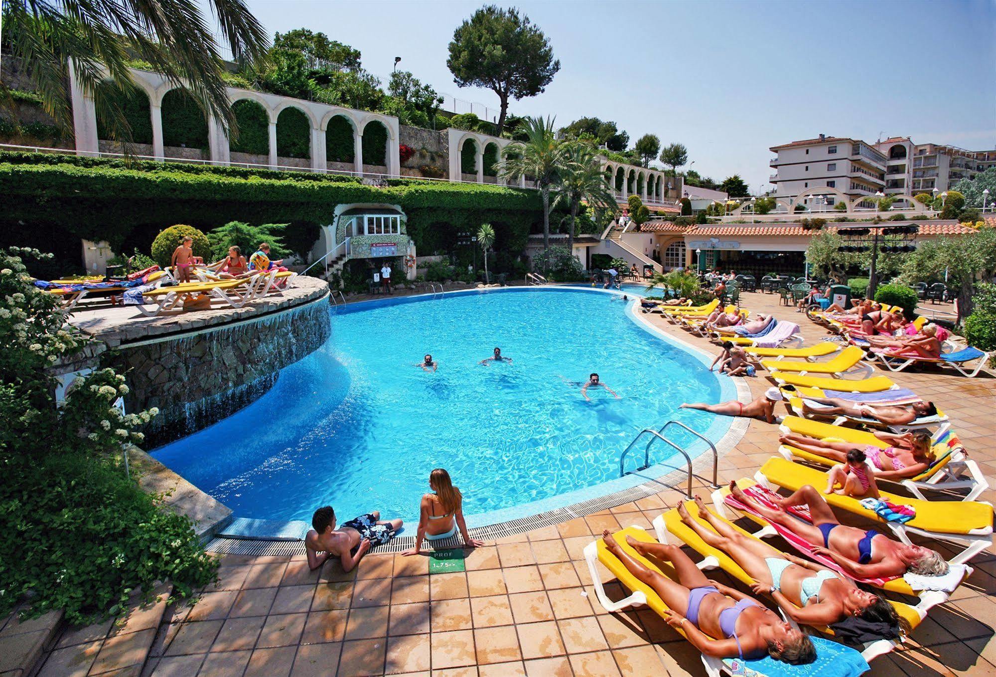 APARTHOTEL GUITART CENTRAL PARK AND SPA | ⋆⋆⋆ | LLORET DE MAR, SPAIN |  SEASON DEALS FROM €156